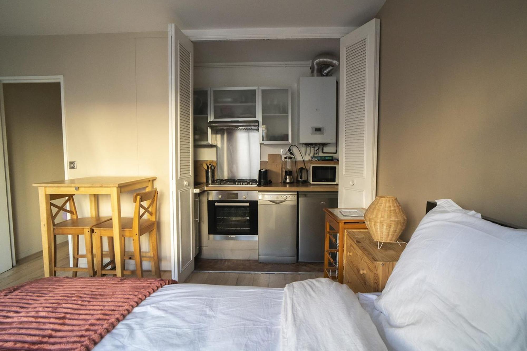 Appartamento Glamour With Balcony In 14th